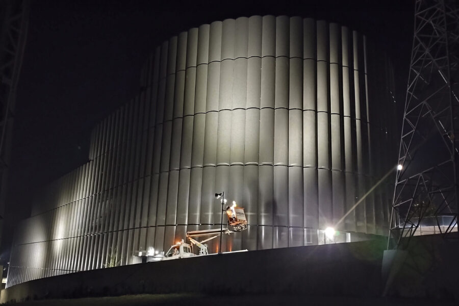 El edificio María Telkes ya brilla con luz propia